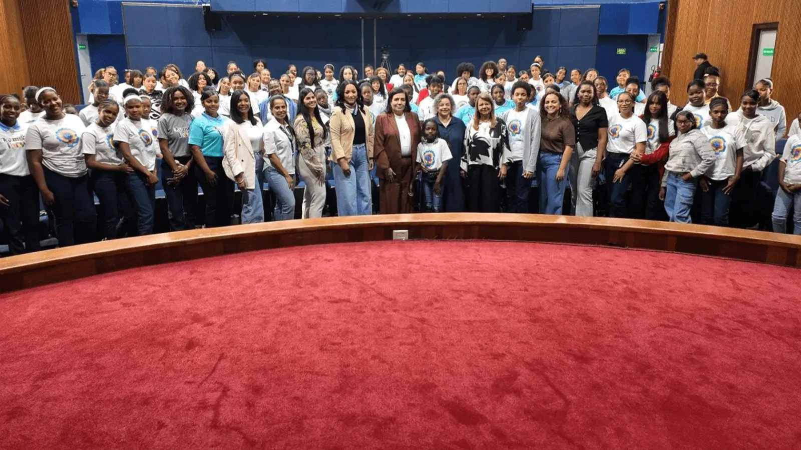 Tecnologías, Datos y Futuros Feministas